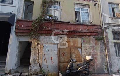 CERRAHPAŞADA DENİZE 1 KM SÜPER YATIRIM FIRSATI BİNA