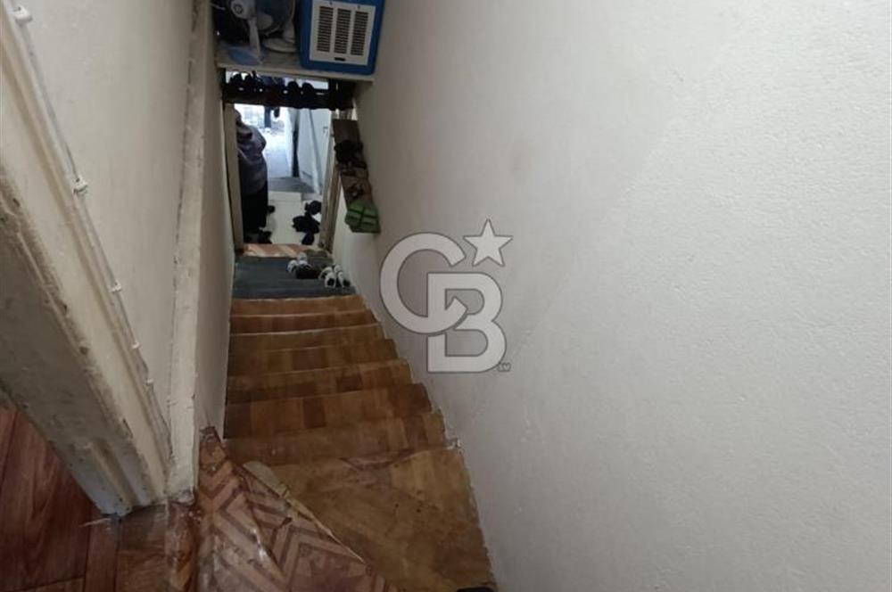 CERRAHPAŞADA DENİZE 1 KM SÜPER YATIRIM FIRSATI BİNA