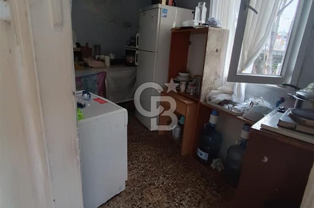 CERRAHPAŞADA DENİZE 1 KM SÜPER YATIRIM FIRSATI BİNA