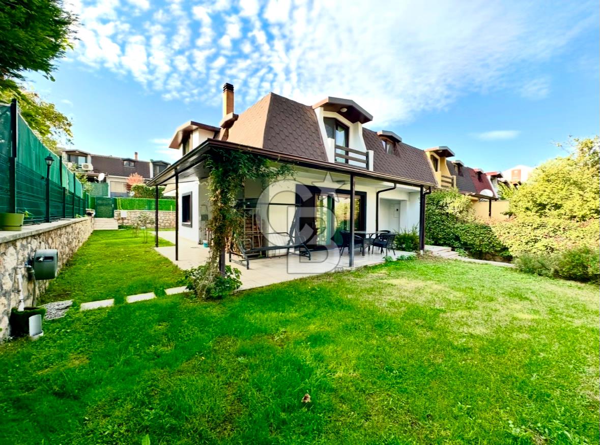 Balat Park Evleri'nin En Prestijli Konumunda 5+1 Müstakil Villa