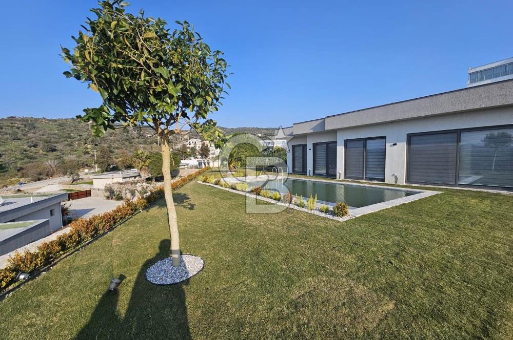 Milas Dörttepe de 3+1 Satılık Villa