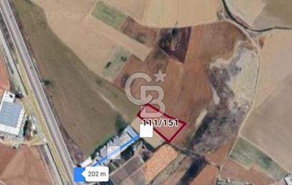 YENİKENT AKÇAÖRENDE SATILIK 3500 M2 HİSSE