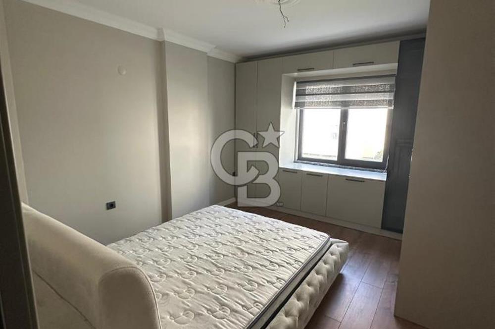 CUMHURİYET MAHALLESİNDE DENİZE SADECE YÜRÜME MESAFESİNDE 2+1 EŞYALI KİRALIK DAİRE 