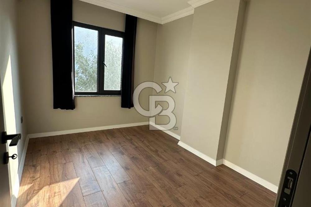 CUMHURİYET MAHALLESİNDE DENİZE SADECE YÜRÜME MESAFESİNDE 2+1 EŞYALI KİRALIK DAİRE 