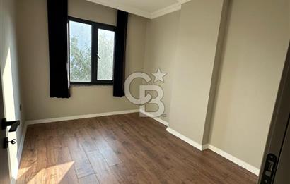 CUMHURİYET MAHALLESİNDE DENİZE SADECE YÜRÜME MESAFESİNDE 2+1 EŞYALI KİRALIK DAİRE 