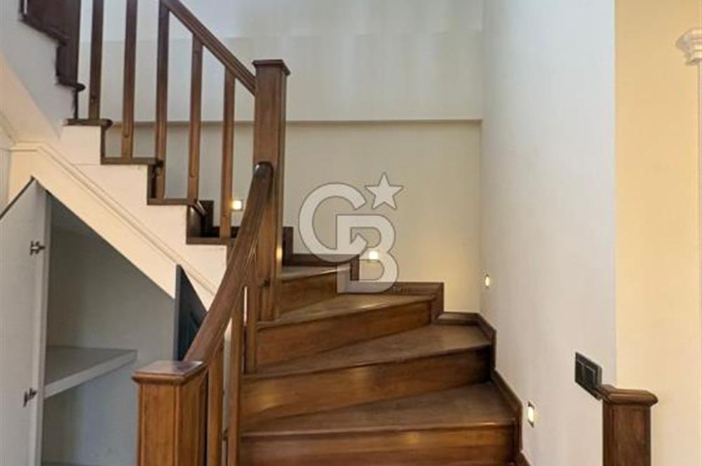 ÇANAKKALE KÜÇÜKKUYU KUZEY EGE'DE AKILLI EV SİSTEMİNE SAHİP LÜKS VİLLA