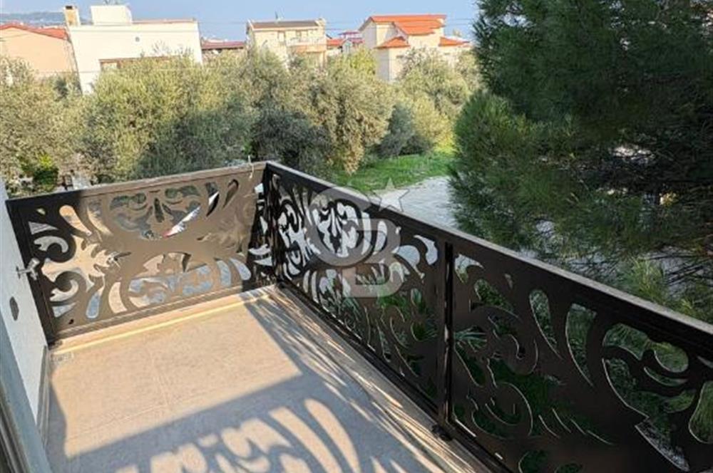 ÇANAKKALE KÜÇÜKKUYU KUZEY EGE'DE AKILLI EV SİSTEMİNE SAHİP LÜKS VİLLA