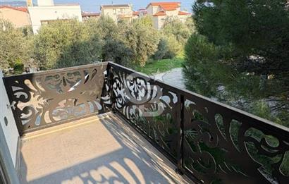 ÇANAKKALE KÜÇÜKKUYU KUZEY EGE'DE AKILLI EV SİSTEMİNE SAHİP LÜKS VİLLA