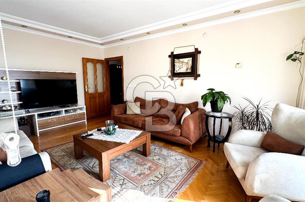 PETROL-İŞ'TE MÜKEMMEL KONUMDA 3+1 SATILIK GENİŞ DAİRE