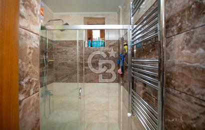 Eski Foça Atatürk Mah. Satılık 3+1 Tam Müstakil Havuzlu Villa