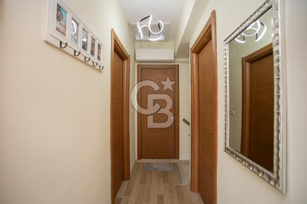 Eski Foça Atatürk Mah. Satılık 3+1 Tam Müstakil Havuzlu Villa