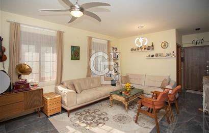 Eski Foça Atatürk Mah. Satılık 3+1 Tam Müstakil Havuzlu Villa