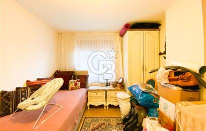 ÜSKÜDAR İCADİYE MAH. GENİŞ KULLANIMLI SATILIK 2 + 1 