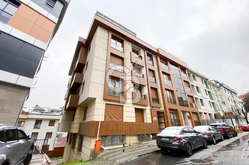 ÜSKÜDAR İCADİYE MAH. GENİŞ KULLANIMLI SATILIK 2 + 1 