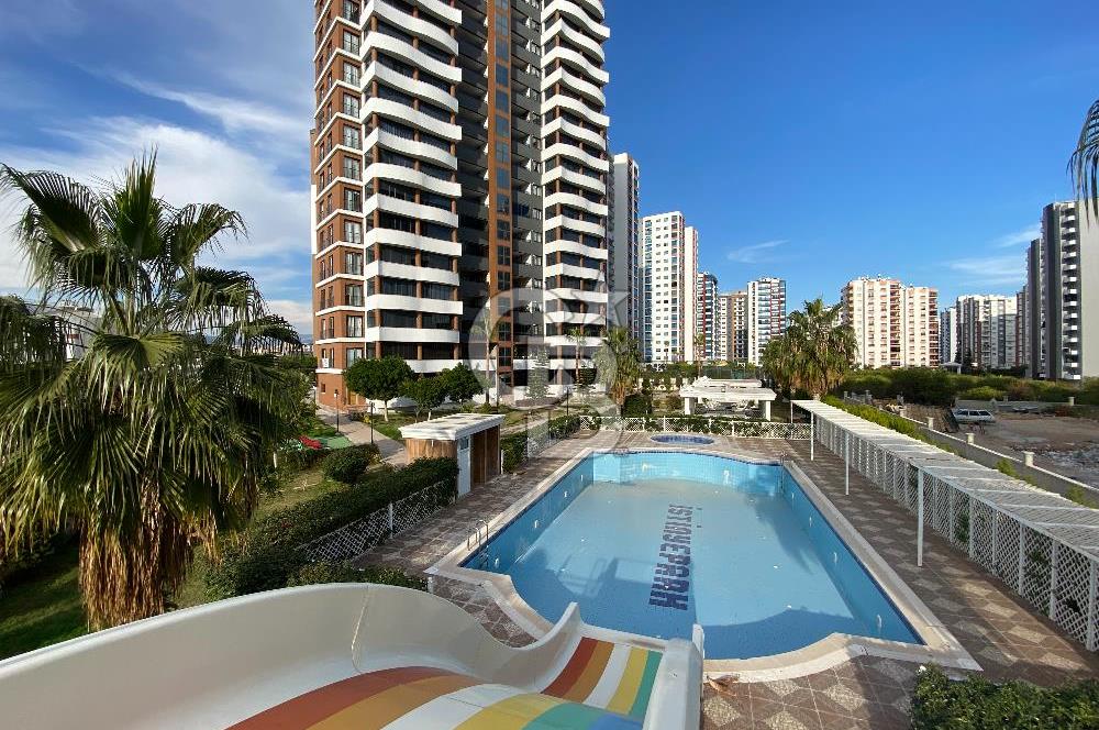 Mersin Mezitli Akdeniz Mah. Deniz Manzaralı Satılık 4+1 Daire