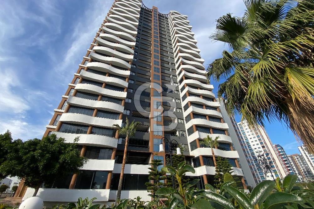 Mersin Mezitli Akdeniz Mah. Deniz Manzaralı Satılık 4+1 Daire