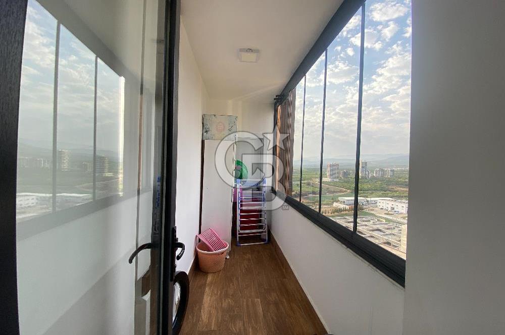 Mersin Mezitli Akdeniz Mah. Deniz Manzaralı Satılık 4+1 Daire