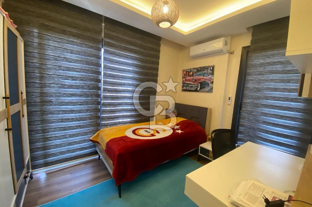 Mersin Mezitli Akdeniz Mah. Deniz Manzaralı Satılık 4+1 Daire