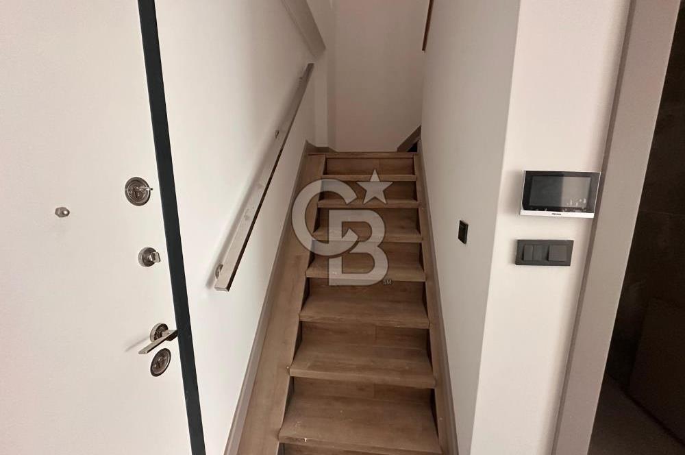 İzmir Sasalı da Satılık 3+1 Bahçe Dubleks