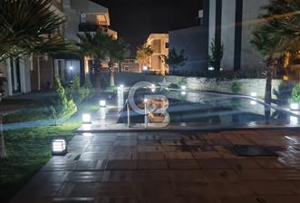Menderes Cüneytbey Mahallesin de Havuzlu Sitede Ferah Daire - 4 - 313860
