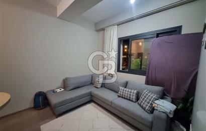 Menderes Cüneytbey Mahallesin de Havuzlu Sitede Ferah Daire