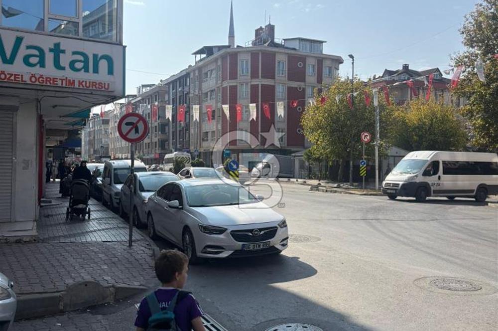 BAHÇELİEVLER DEVLET HASTANESİNE YÜRÜYEREK 3 DAKİKA EŞYALI KİRALIK DAİRE 