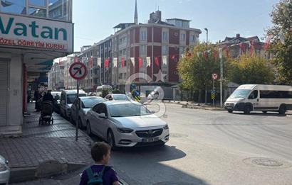 BAHÇELİEVLER DEVLET HASTANESİNE YÜRÜYEREK 3 DAKİKA EŞYALI KİRALIK DAİRE 