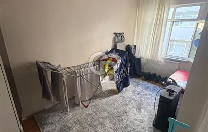 BAHÇELİEVLER DEVLET HASTANESİNE YÜRÜYEREK 3 DAKİKA EŞYALI KİRALIK DAİRE 