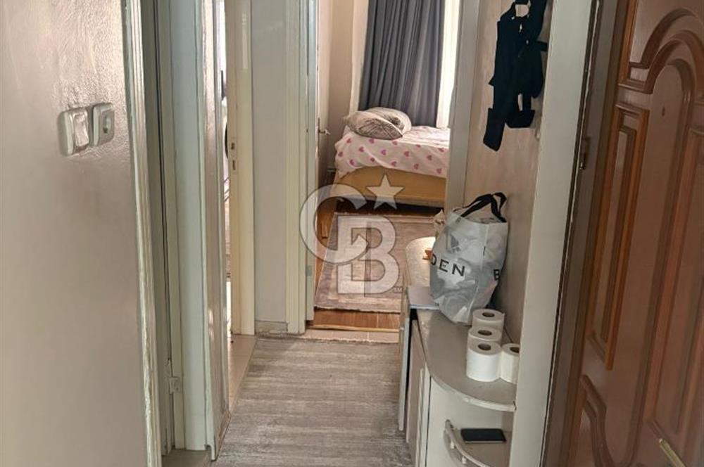 BAHÇELİEVLER DEVLET HASTANESİNE YÜRÜYEREK 3 DAKİKA EŞYALI KİRALIK DAİRE 