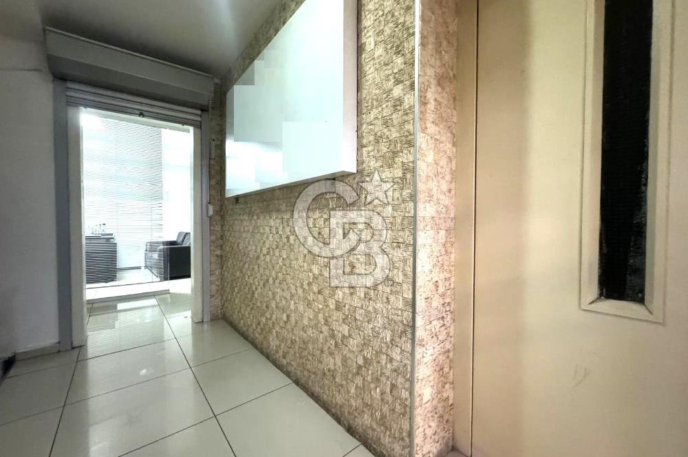 KARŞIYAKA ÇARŞININ KALBİ, DENİZ MANZARALI, SATILIK 330 m2 İŞYERİ