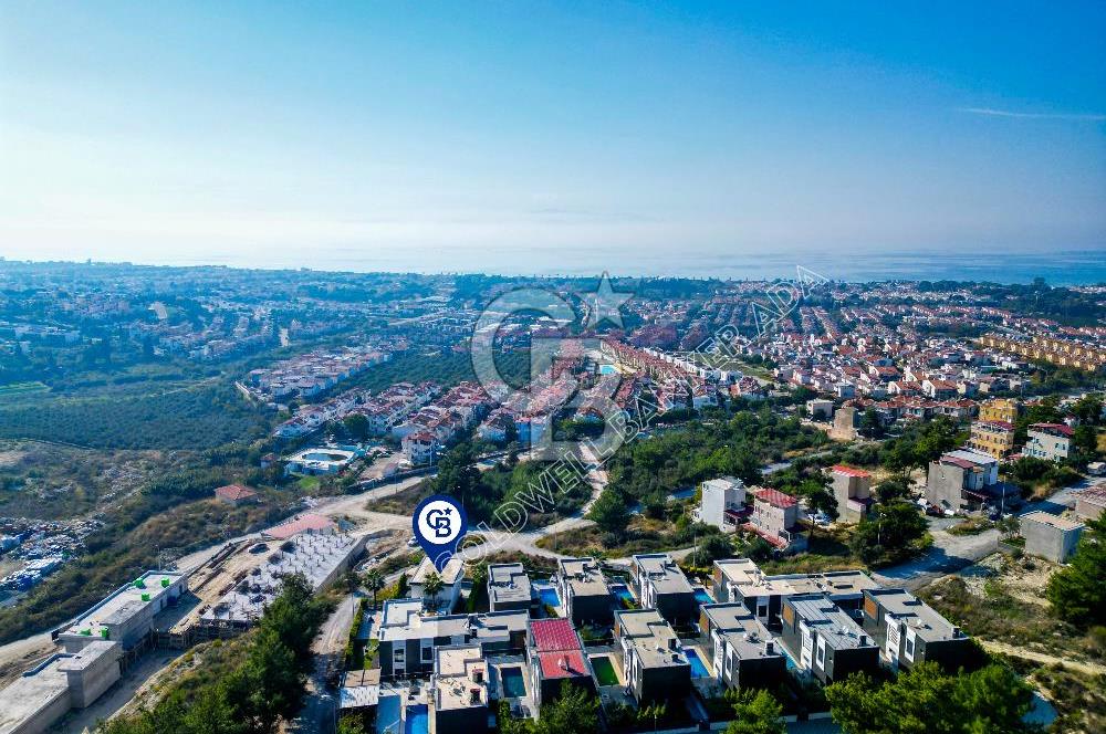 KUŞADASI SOĞUCAK YOLA YAKIN FULL DENİZ MANZARLI VİLLA