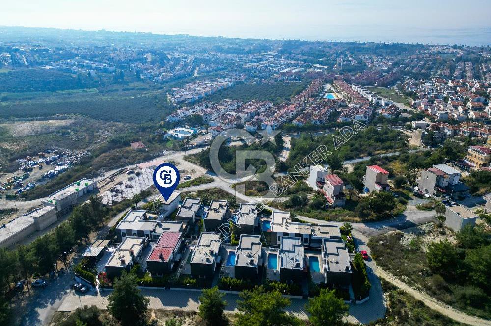 KUŞADASI SOĞUCAK YOLA YAKIN FULL DENİZ MANZARLI VİLLA