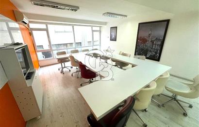 KARŞIYAKA ÇARŞININ KALBİ, DENİZ MANZARALI, SATILIK 330 m2 İŞYERİ