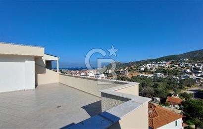 İZMİR YENİFOÇA GLORİA SİTESİ SATILIK 60 M2 TERASLI,2+1 DAİRE CB-PH