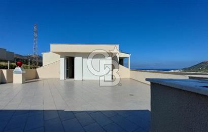 İZMİR YENİFOÇA GLORİA SİTESİ SATILIK 60 M2 TERASLI,2+1 DAİRE CB-PH