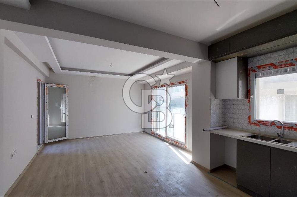 İZMİR YENİFOÇA GLORİA SİTESİ SATILIK 60 M2 TERASLI,2+1 DAİRE CB-PH
