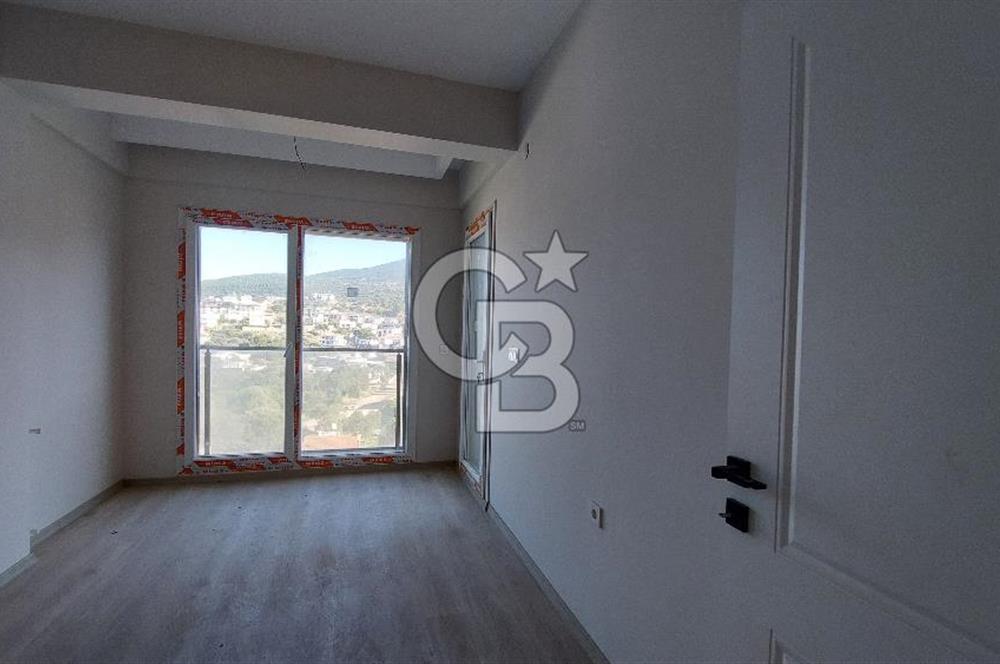 İZMİR YENİFOÇA GLORİA SİTESİ SATILIK 60 M2 TERASLI,2+1 DAİRE CB-PH