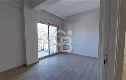 İZMİR YENİFOÇA GLORİA SİTESİ SATILIK 60 M2 TERASLI,2+1 DAİRE CB-PH