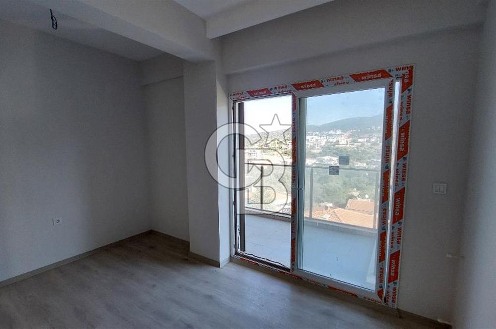 İZMİR YENİFOÇA GLORİA SİTESİ SATILIK 60 M2 TERASLI,2+1 DAİRE CB-PH