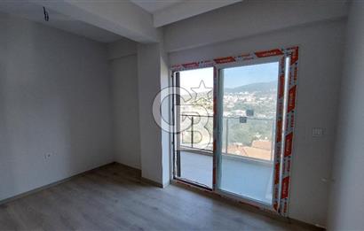 İZMİR YENİFOÇA GLORİA SİTESİ SATILIK 60 M2 TERASLI,2+1 DAİRE CB-PH