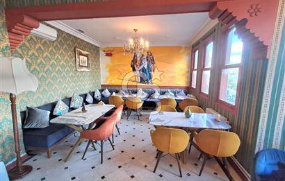 Balat'ta ana cadde üzerinde, deniz manzaralı devren kiralık cafe & restaurant