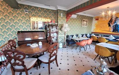 Balat'ta ana cadde üzerinde, deniz manzaralı devren kiralık cafe & restaurant