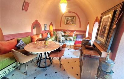 Balat'ta ana cadde üzerinde, deniz manzaralı devren kiralık cafe & restaurant