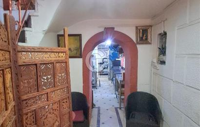 Balat'ta ana cadde üzerinde, deniz manzaralı devren kiralık cafe & restaurant