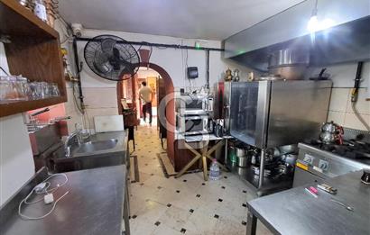 Balat'ta ana cadde üzerinde, deniz manzaralı devren kiralık cafe & restaurant