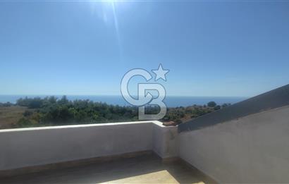 Alanya İncekumda Deniz Manzaralı Müstakil 7+3 Havuzlu Villa 