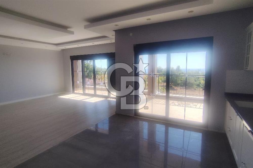 Alanya İncekumda Deniz Manzaralı Müstakil 7+3 Havuzlu Villa 