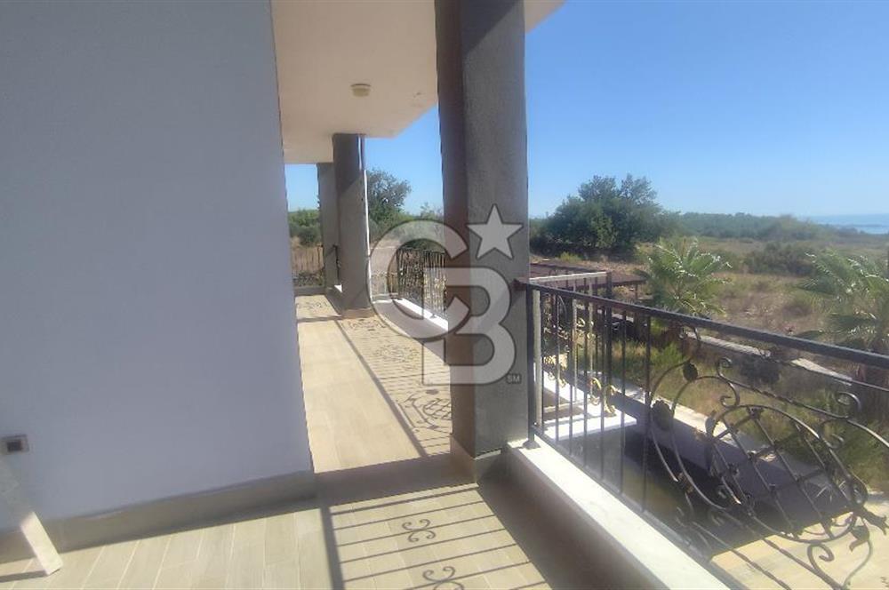 Alanya İncekumda Deniz Manzaralı Müstakil 7+3 Havuzlu Villa 
