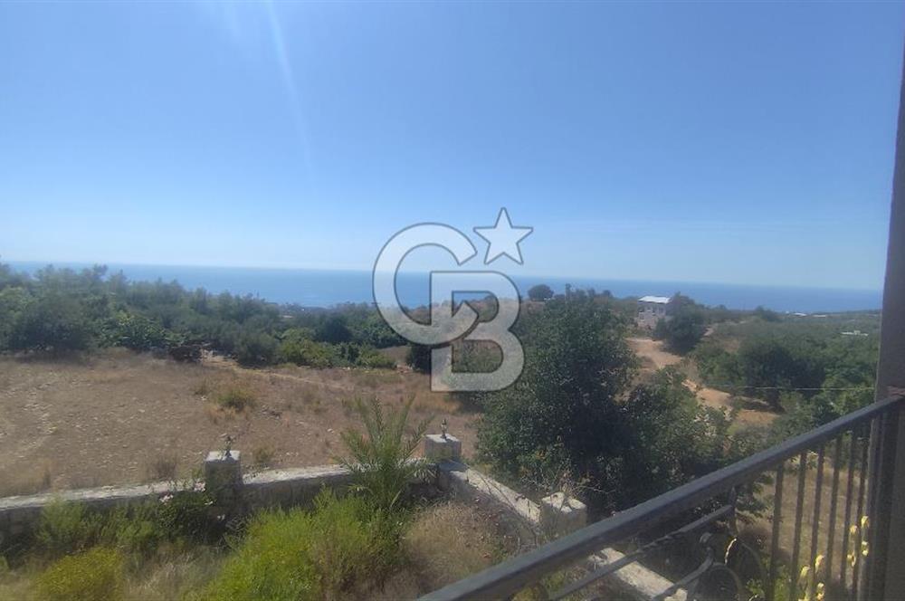 Alanya İncekumda Deniz Manzaralı Müstakil 7+3 Havuzlu Villa 