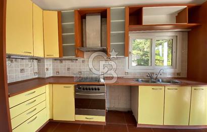Bornova Yakaköy Doktorlar Sitesinde 5+1 Dubleks Kiralık Villa